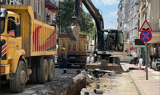 Avni Gemicioğlu Caddesinde Altyapı Çalışmaları Sürüyor