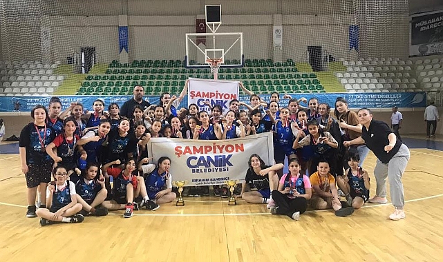 Canik, basketbolda tarih yazmaya devam ediyor.