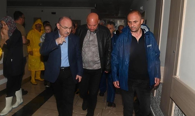 MASKİ, Akhisar’da Taşkınlara Müdahale Ediyor