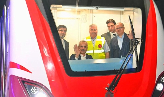 TÜRKİYE’NİN EN HIZLI METROSU