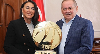 Başkan Demir'e  “Kupalı ” ziyaret