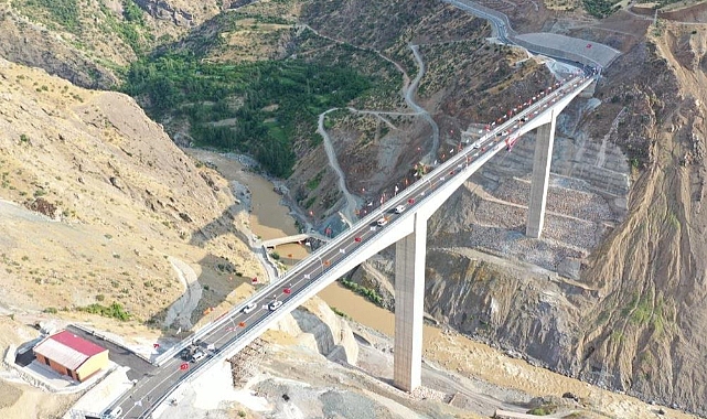 BEĞENDİK (BOTAN) KÖPRÜSÜ 3 YAŞINDA
