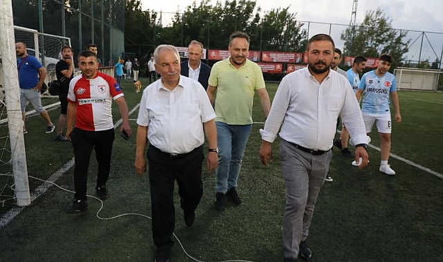 Kavaklı Gençler Halı Saha Futbol Turnuvası Başladı