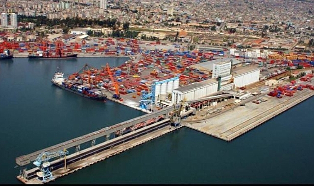 TÜRK LİMANLARI DÜNYANIN ZİRVESİNDE!
