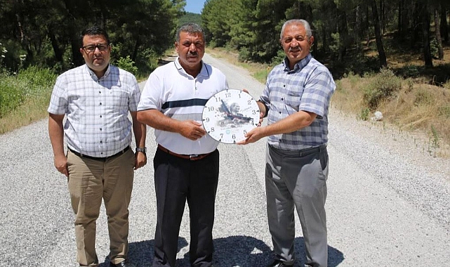 Yol Çalışmaları Muhtarların Takdirini Topladı