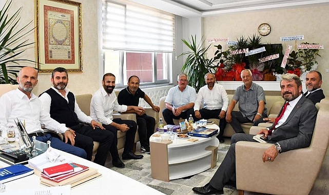 AK Partili başkandan "Hilal ve başak" övgüsü