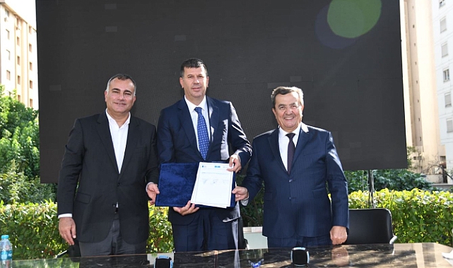 CHP’li 3 ilçe belediyesinden tarihi protokol