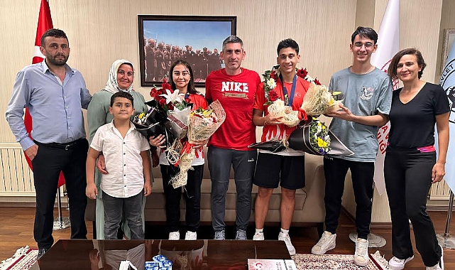 Türk Genç Badminton Takımı Avrupa Şampiyonası'nda İkinci Oldu