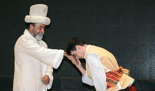 Ahilik Haftası İzmir'de Karnaval Havasında Kutlandı