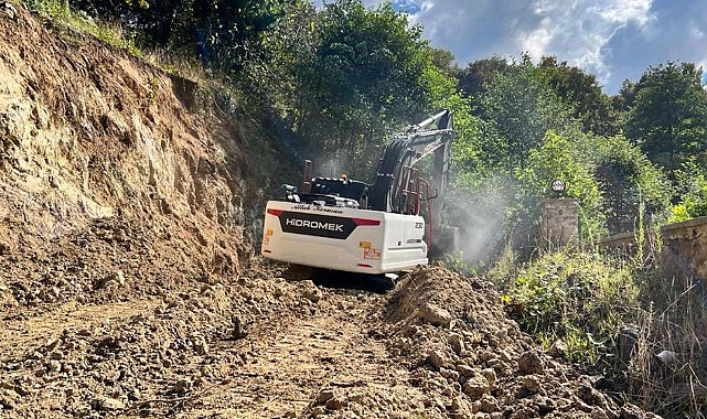FATSA'DA YOL AÇMA ÇALIŞMALARI SÜRÜYOR