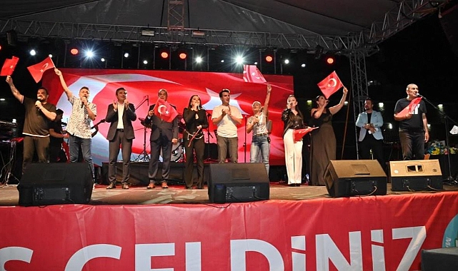 Selendi Kurtuluşunu Konserle Kutladı