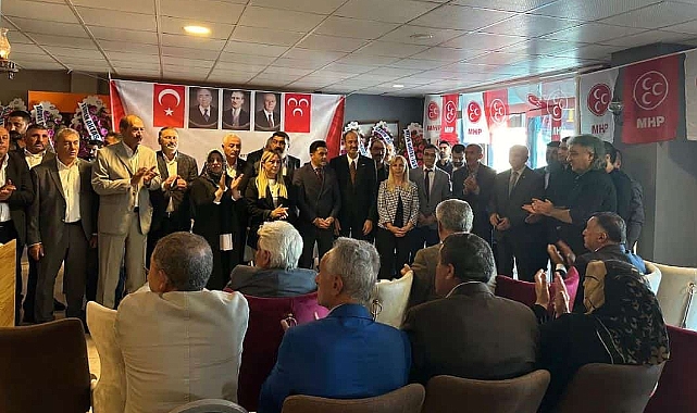 Tamer Osmanağaoğlu'ndan Kars Kongresinde Milli Vurgu