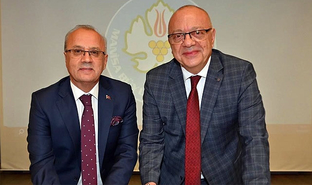 Büyükşehir’den Salihli’ye kilit parke desteği