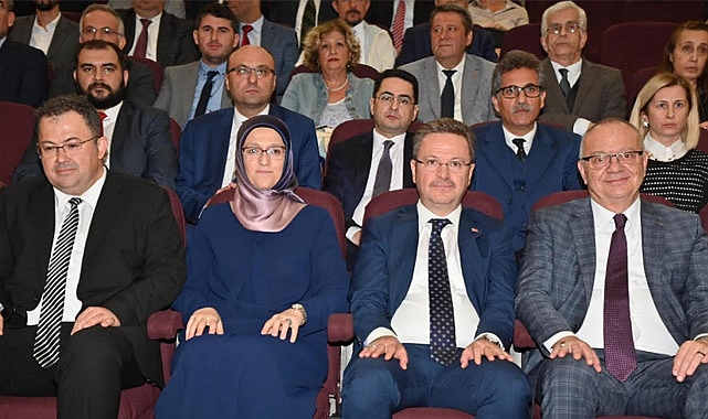 Cumhuriyetin 100. Yılına Özel Panel Düzenlendi