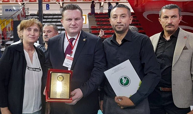 Sakarya Staj ve Çıraklık Mağdurları MHP Kongresinde Destek Sözü Aldı