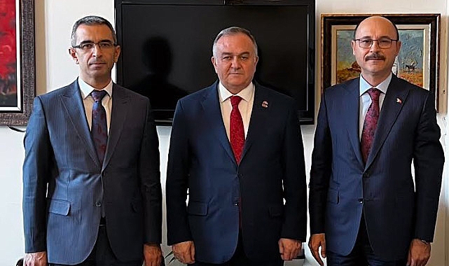 24 Kasım'da Öğretmenlere Bir Maaş İkramiye verilmesi TBMM Gündemine Taşındı