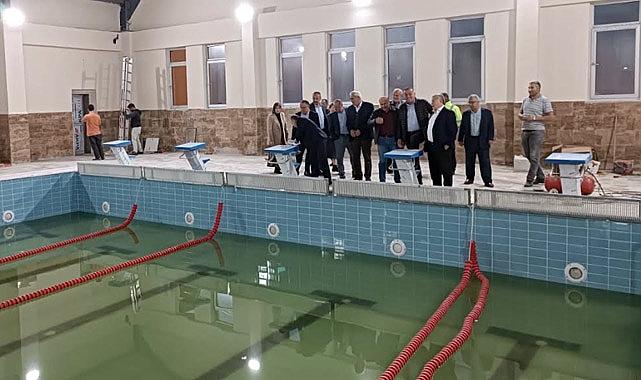Havza Belediyesi Meclis Üyelerinden Yarı Olimpik Yüzme Havuzuna Ziyaret