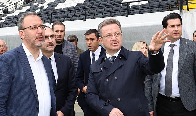 Kasapoğlu, Yenilenen Manisa 19 Mayıs Stadyumu'nu İnceledi