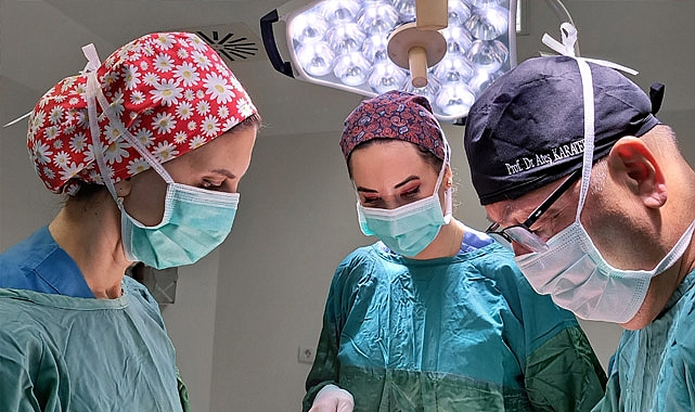 Prof. Dr. Ateş Karateke'den Anne Adaylarına Kanser Uyarısı