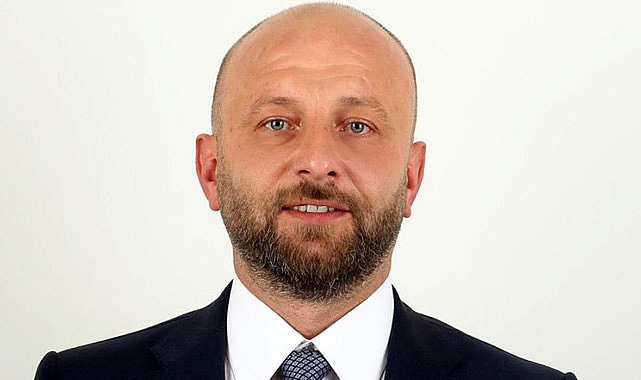 Zeytinburnu Belediye Başkan A. Adayı Celal Şentürk Kimdir?