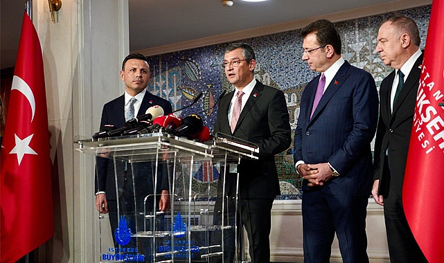 CHP Genel Başkanı Özgür Özel'den İmamoğlu'na 'Adaylık' Ziyareti