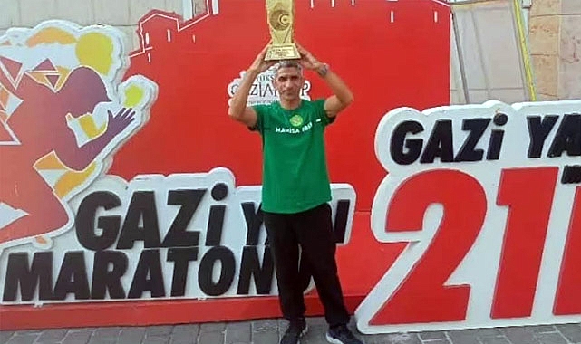 Gazi Yarı Maratonu'ndan Büyükşehir'e 2 Kupa