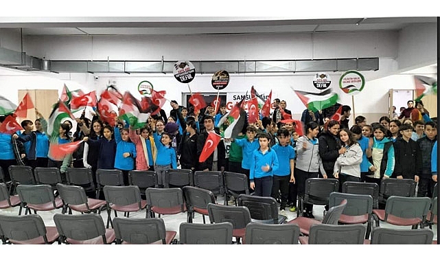 Ayvacık Mehmet Akif Ersoy Yatılı Bölge Ortaokulu'nda "Kudüs Bilinci" Konferansı