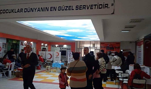 Bafra Kızılırmak İlkokulu'nda Duyarlı Kan Bağışı Kampanyası