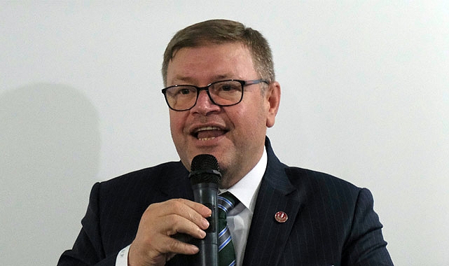 Adem Güney'den 'Gerçek Belediyecilik' Eleştirisi