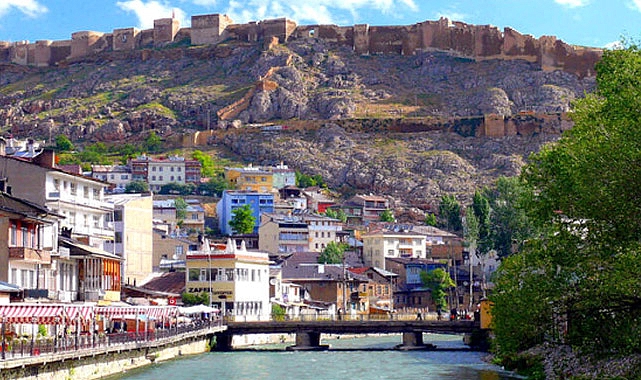 Bayburt Zafer Günü'nün 106. Yıl Dönümünde Şehitleri Anma Günü