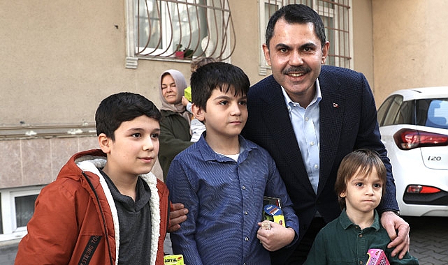 İBB Başkan Adayı Murat Kurum Gaziosmanpaşa'da Depremzede Aileyi Ziyaret Etti