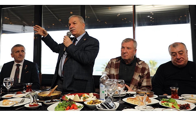 İlkadım Belediye Başkanı Demirtaş, Gaziler ve Şehit Aileleriyle Kahvaltıda Buluştu