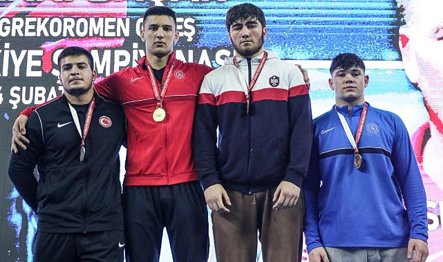 Manisa Büyükşehir Belediyespor Güreş Takımı'ndan Gümüş Madalya Gururu