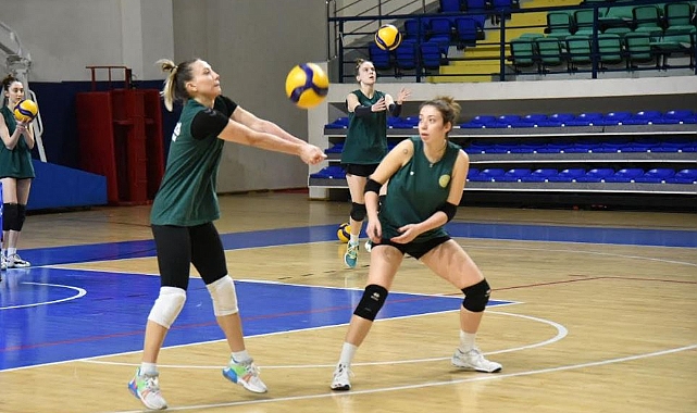 Manisa Büyükşehir Belediyespor Kadın Voleybol Takımı, Play Off İçin Hazır