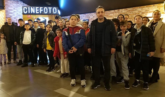 OKUL ÖĞRENCİLERİNE SİNEMA ETKİNLİĞİ