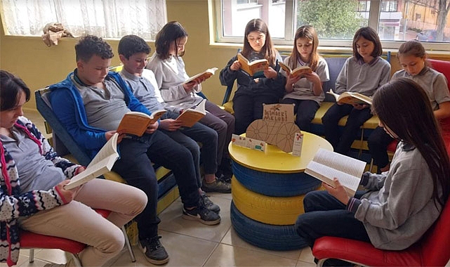 Alaçam'da 'Okusam' Projesiyle Öğrencilerin Okuma Sevgisini Artırıyor