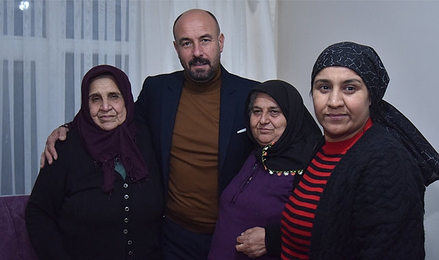 Başkan Togar evi yanan aileye el uzattı