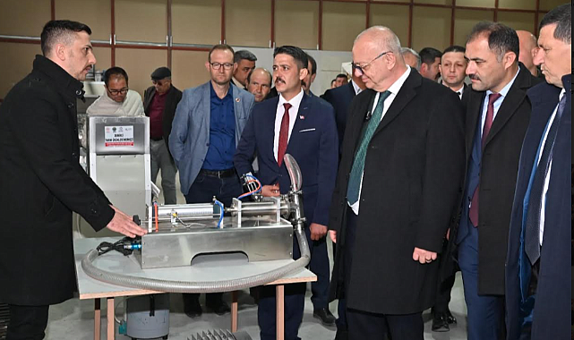 Manisa'da Demircili Üreticilere 400 Ton Gübre Desteği