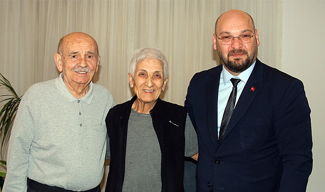 Serhat Türkel, CHP'nin En Eski Üyelerini Ziyaret Etti