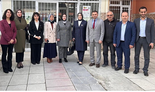Tuba Korkmaz, Alaçam Şehit Kadir Kara Anadolu İmam Hatip Lisesi'ni ziyaret etti