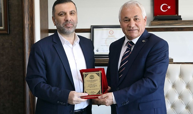 Kavak Belediye Başkanı Şerif Ün Görevi Devraldı