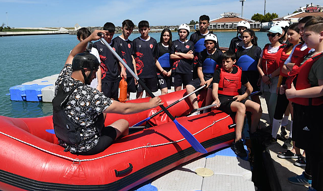 Rafting Eğitim Kampları'na Büyükşehir ev sahipliği yapıyor