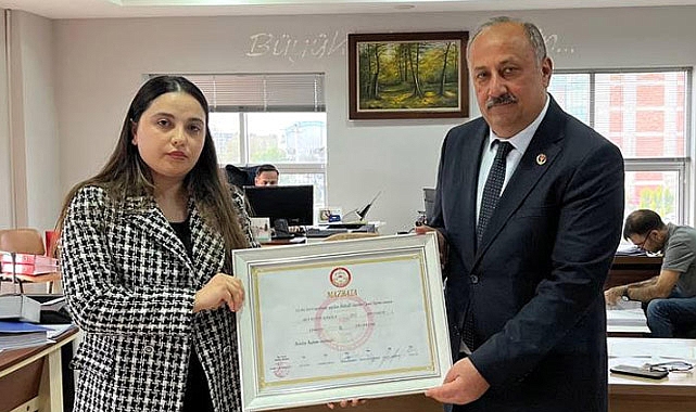 Salıpazarı Belediye Başkanı Refaettin Karaca Mazbatasını Aldı