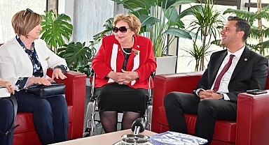 Türk Kadınlar Konseyi Manisa Şubesi'nden Zeyrek'e Hayırlı Olsun Ziyareti