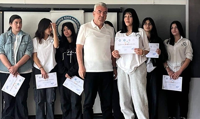 Akran Arabulucu Öğrencilere Belge ve Rozet Töreni