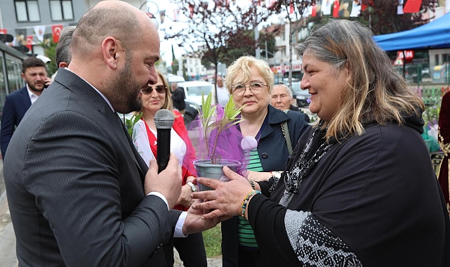 Başkan Türkel'den Şehit Annelerine ve Emekçi Kadınlara Özel Anneler Günü Ziyareti