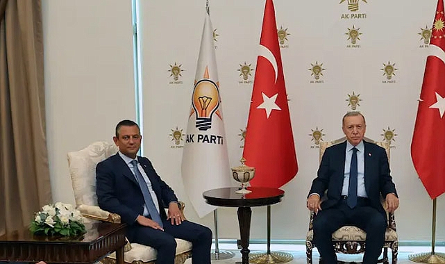 Cumhurbaşkanı Erdoğan, CHP Genel Başkanı Özgür Özel ile Görüştü