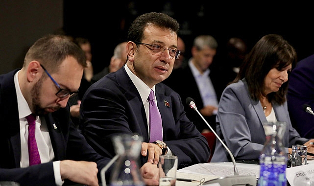 İBB Başkanı Ekrem İmamoğlu, Paris'teki Avrupa Belediye Başkanları Zirvesi'nde Konuştu