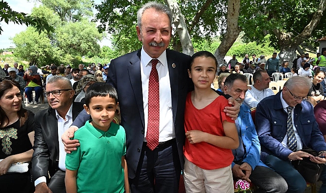 Salihli'de Bahar Coşkusu
