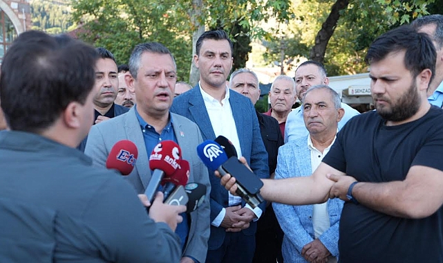 CHP Lideri Özgür Özel ve Başkan Zeyrek'ten Bayram Mesajı